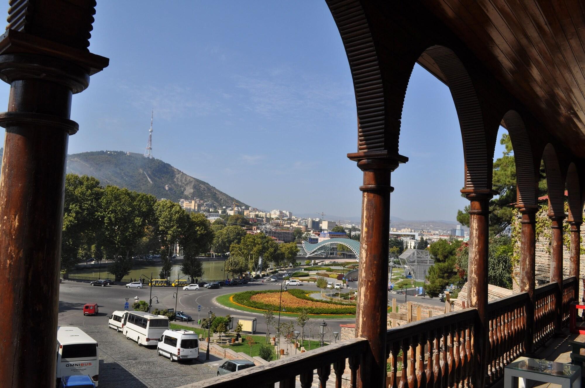 Tiflis Metekhi Hotel Exterior foto