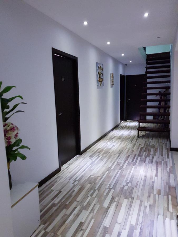 Tiflis Metekhi Hotel Quarto foto